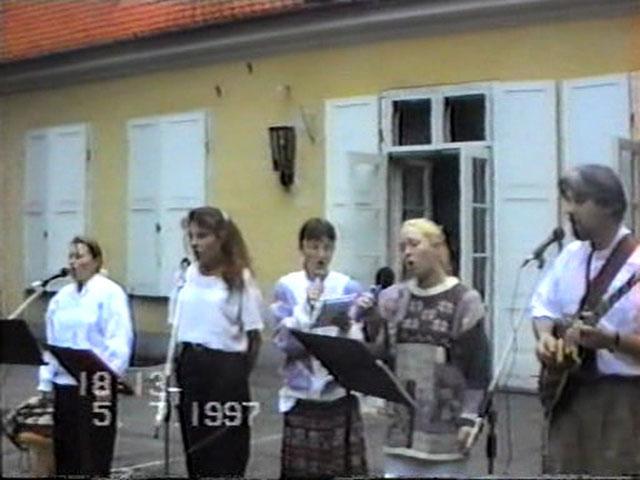 KChP 97 koncert w parku.avi_002